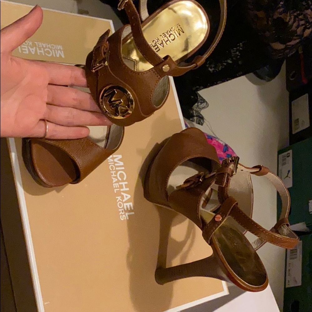 Brown Michael Kors Logo Pumps